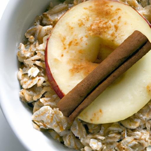 Power Up Mornings⁢ with Apple Cinnamon Protein Oatmeal