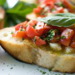 Fresh Tomato & Basil Bruschetta Toast: A Flavorful Delight
